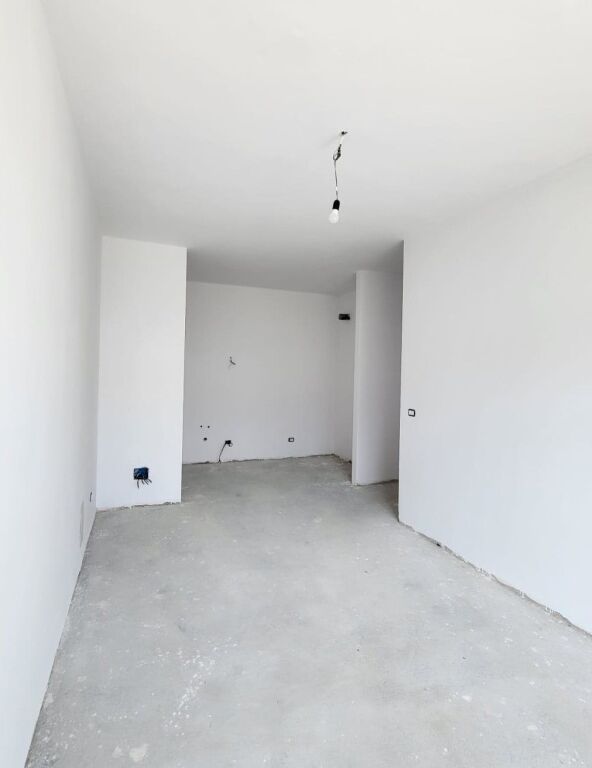 Shitet Apartament 2+1 në Fresk