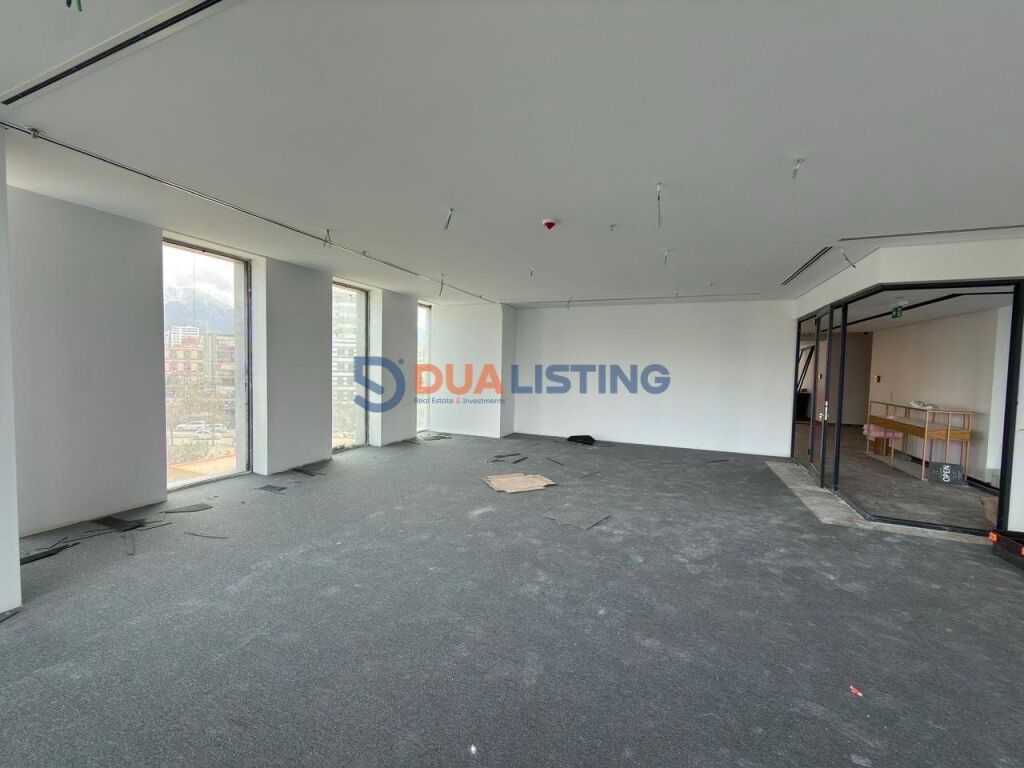 JEPET ME QIRA – KAT EKSKLUZIV PËR FLAGSHIP / ZYRA ELITARE 📍 Downtown Residence, Tiranë