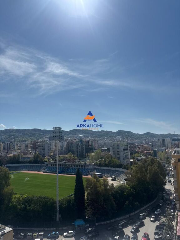 AMBJENT ZYRASH ME QERA 250 M2 " STADIUMI DINAMO " CMIMI SIPAS KERKESES