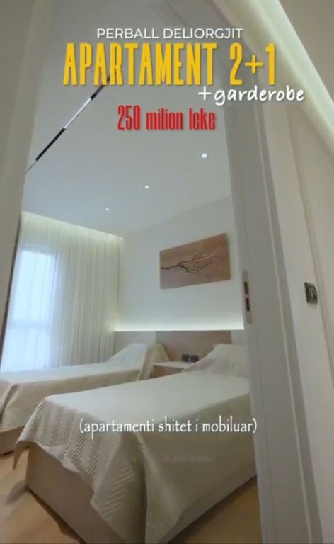 Apartament 2+1 per shitje perballe delijorgjit afer pallatit me shigjeta