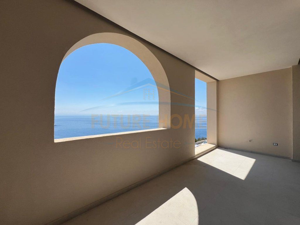 Shitet, Apartament 1+1+Post Parkim, Folie Village, Jalë