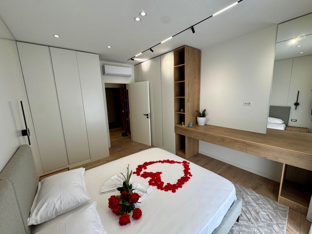 📣 QERA SUPER Apartament 2+1 Me 2 Tualete 📍 Zogu i Zi ✨