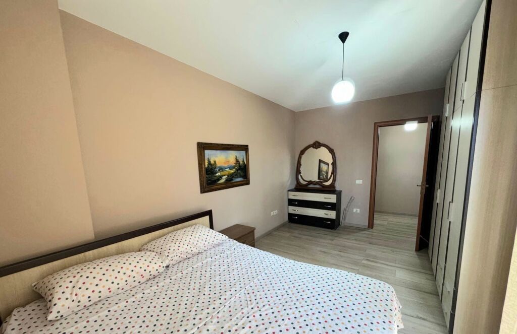 Appartamento 1+1+1 con Balcone in Affitto