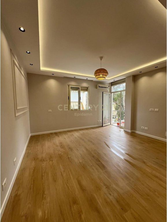 APARTAMENT 2+1 PER SHITJE, GOLEM !!