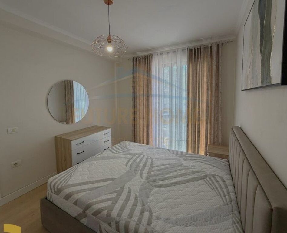 Shitet, Apartament 1+1, Misto Mame