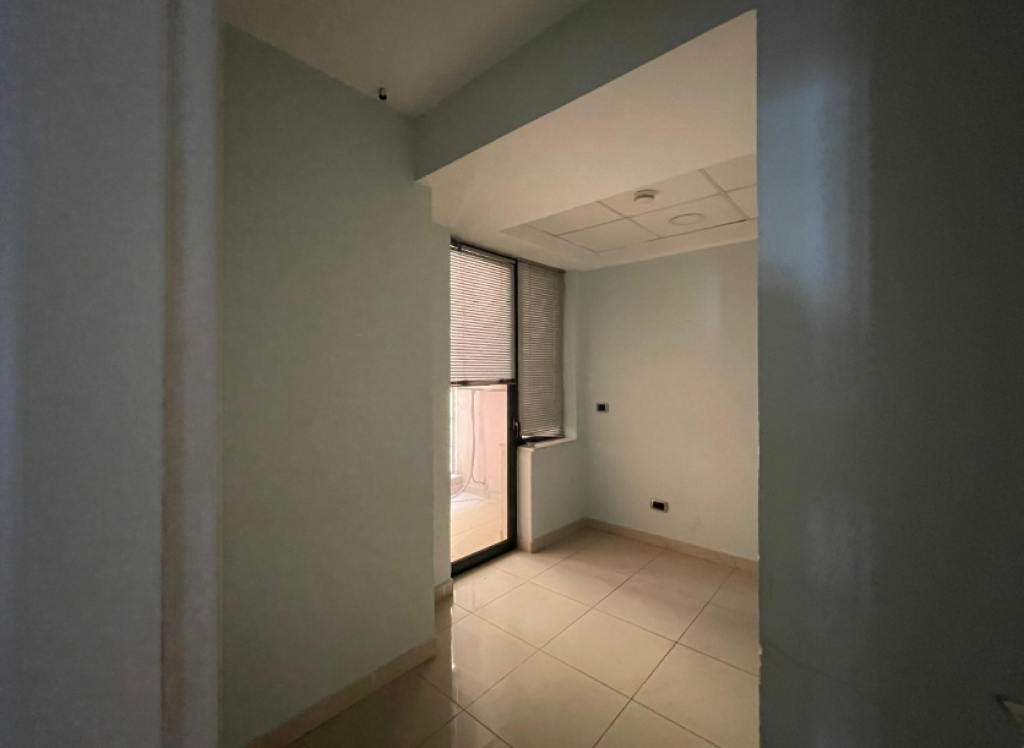 Apartment / Premises for Clinic for Sale – Overpass of the Commune of Paris