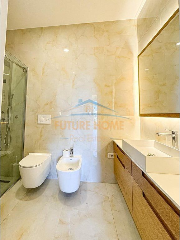 Shitet Apartament 2+1+2+Depo+Post Parkimi, Joy Residence, Teg