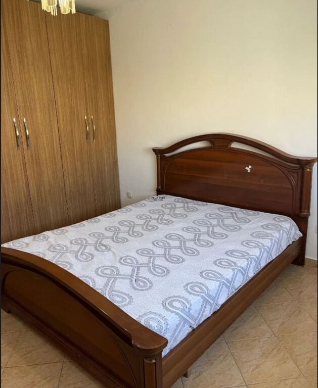 APARTAMENT ME QERA 1+1 XHAMLLIK 45.000 LEKE FH-68728