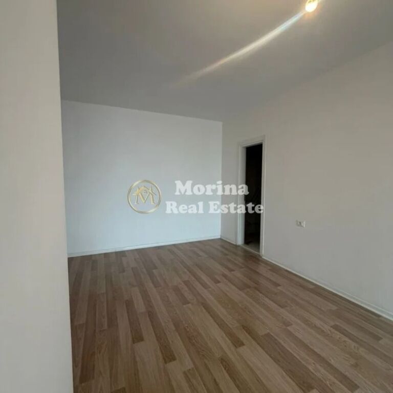 Qera | Ambjent Biznesi | Rruga e Dibrës | 500 €/muaj