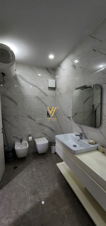 JEPET APARTAMENT 1+1+BLK ME QIRA TEK ISLAM ALLA 850 EURO