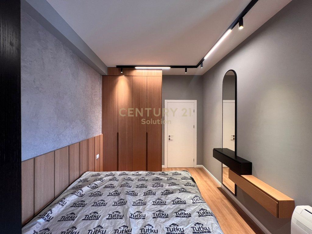 APARTAMENT 1+1 PER SHITJE PRANE PALLATIT ME SHIGJETA ! 155,000 €