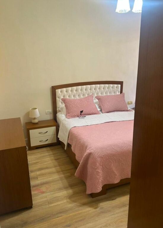 APARTAMENT ME QERA 2+1 IQENI ARTIFICIAL 70.000 LEKE FH-68744