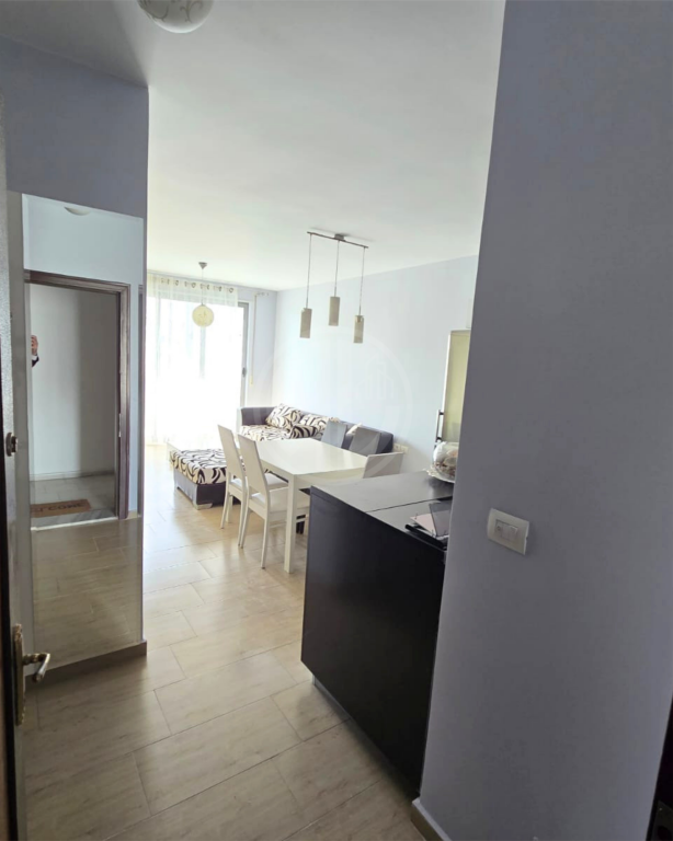 Apartament 2+1+2 në shitje, ideal për banim familjar ose investim.