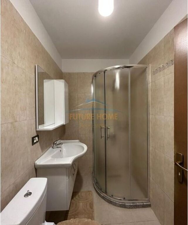 Qera, Apartament 1+1, Rruga e Kavajes,Tirane.
