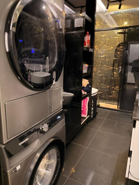 Apartament 2+1 me qera — Rruga e Portit