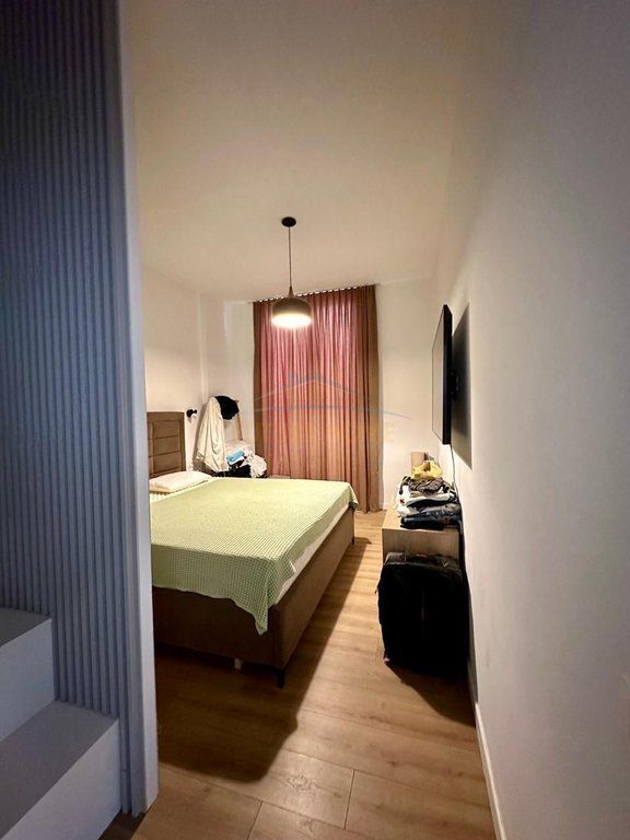 Shitet Apartament 2+1+Verande, Green Coast 1