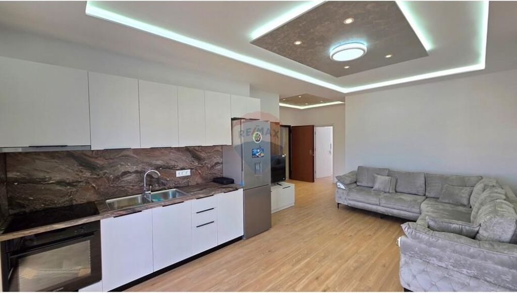 APARTAMENT 2+1+2 NË SHITJE – LUNGOMARE, VLORË