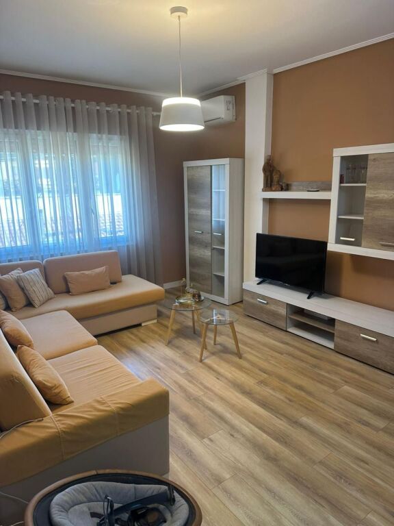 Apartament 2+1 me qira – Liqeni Artificial !