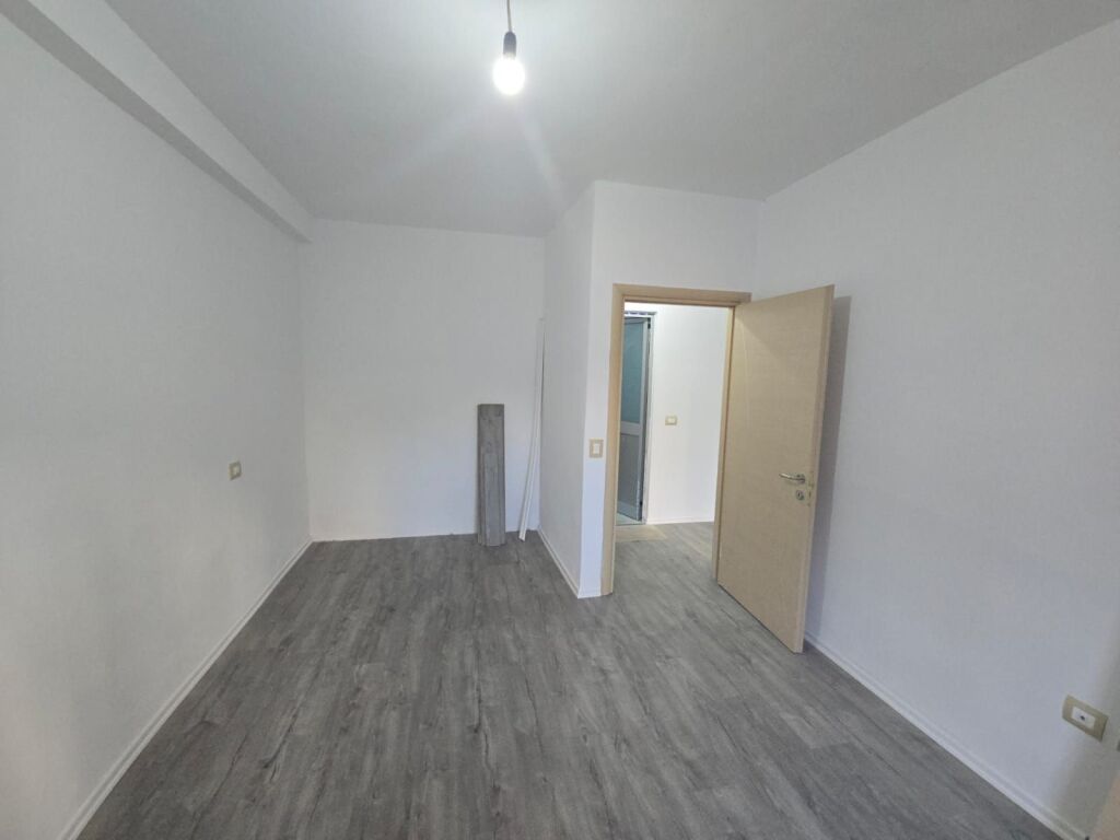 🏠 SHITET APARTAMENT 1+1 TEK SHKEMBI I KAVAJES