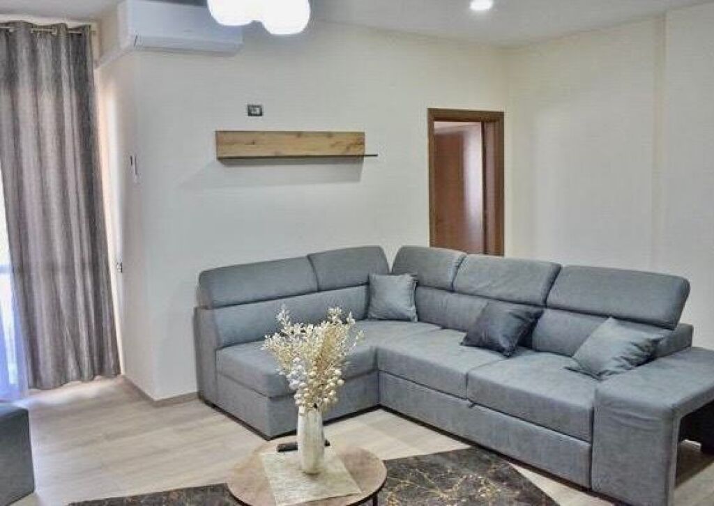 Apartament 1+1 per Qera perballe Delijorgjit