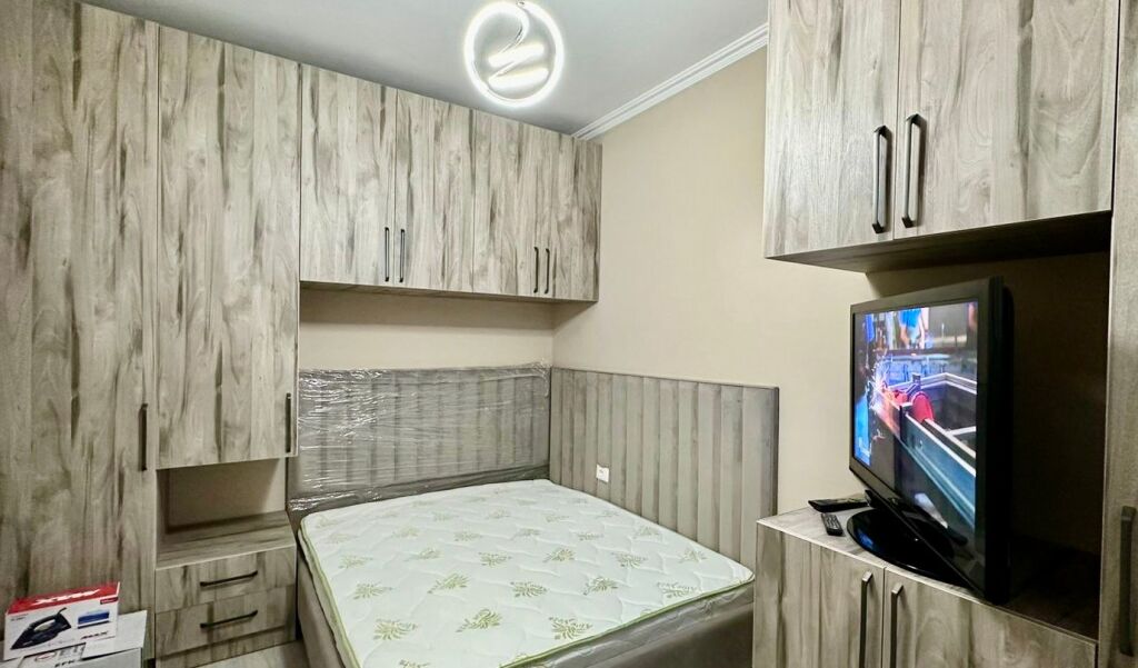 Apartament 1+1 per Qera tek Pazari i Ri