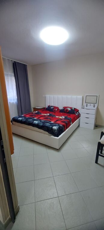 Affittasi appartamento 2+1 Myslym Shyri 55.000 Leke