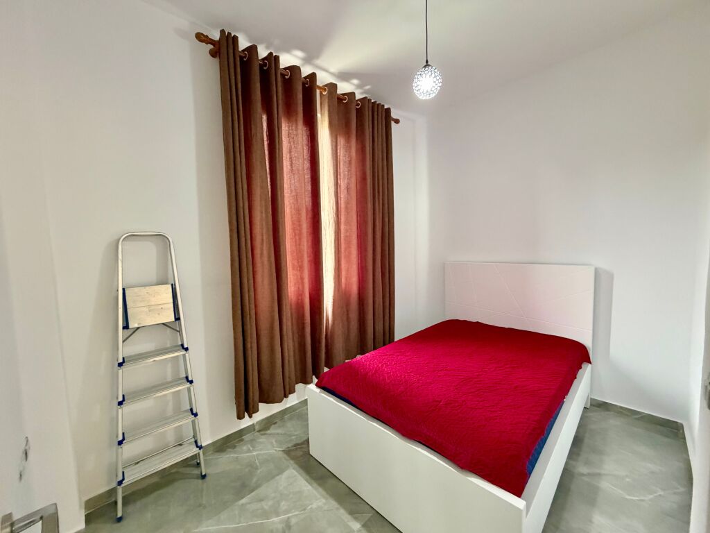 Shtëpi private 2+1 , 1-katëshe për Qira 📍 Baldushk