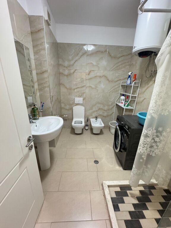 Apartament 1+1 me Qira, Qerret !