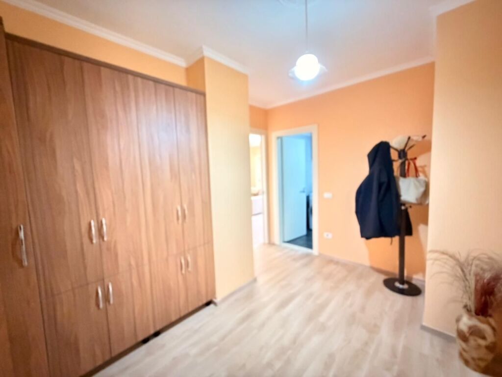 Shitet Apartament 3+1+2 - Ish Fabrika e Bukës, Durrës