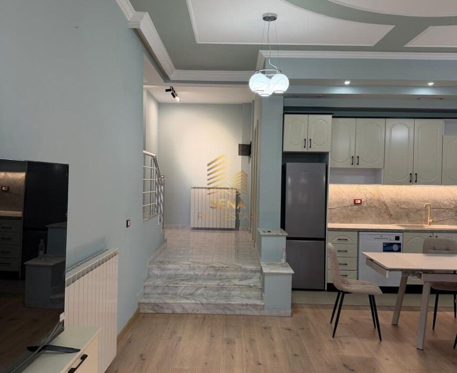 Affitto, Appartamento 2+1+balcone+Posto Auto, Ali Dem, 80.000 Leke/mese