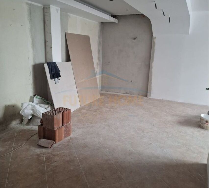 Shitet, Apartament 3+1+2, Nela 6, Yzberisht