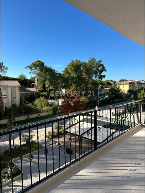 APARTAMENT 2+1 PER SHITJE, GOLEM !!