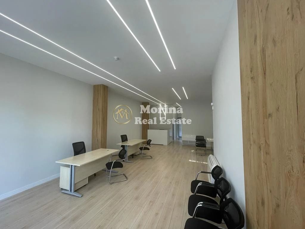 Qera | Zyrë | Paskuqan | 600 €/muaj