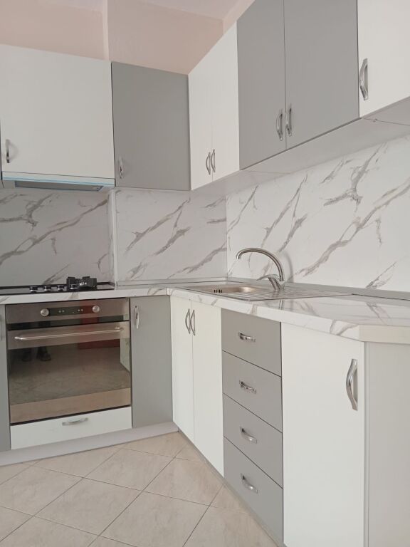 APARTAMENT 1+1 ME QERA; PLAZH HEKURUDHA