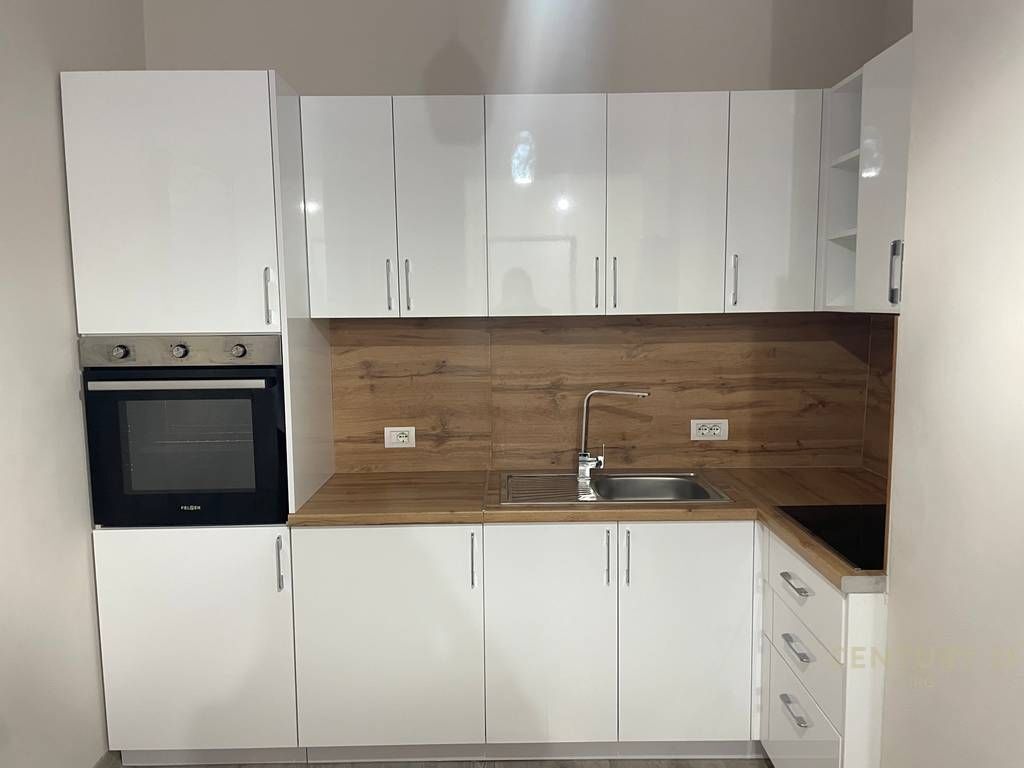 JEPET APARTAMENT ME QIRA NË XHAMLLIK 600 € /Muaj