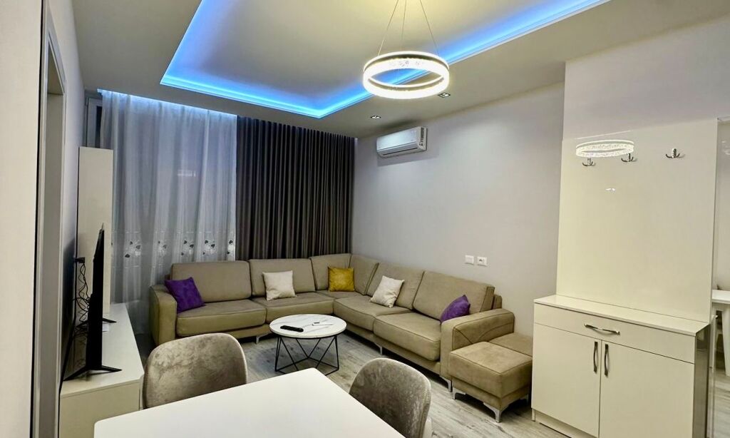 Apartament 1+1 per Qera tek Pazari i Ri