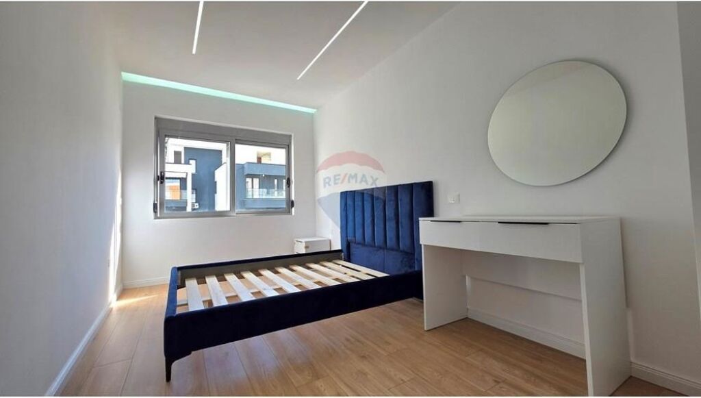 APARTAMENT 2+1+2 NË SHITJE – LUNGOMARE, VLORË