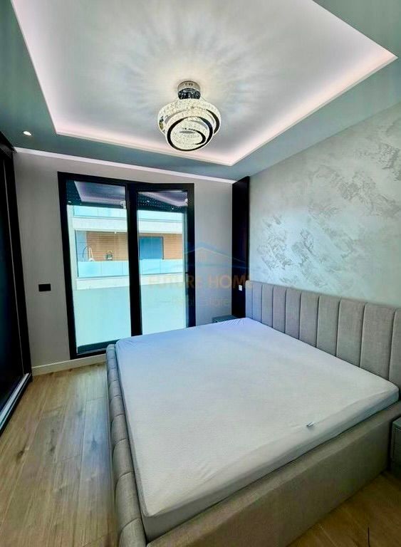 🏔️ Lusso e Privacy a "Sofia Hill Residence" – 3+1+2 con 2 Posti Auto! ✨