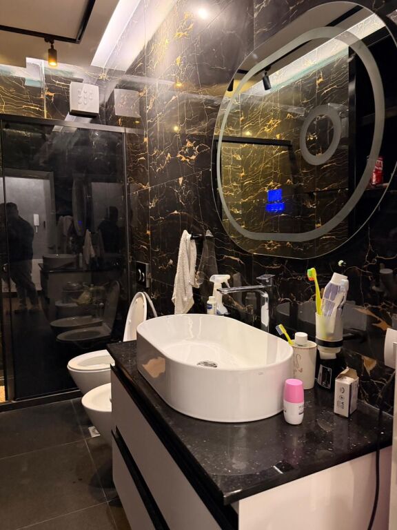 Apartament 2+1 me qera — Rruga e Portit