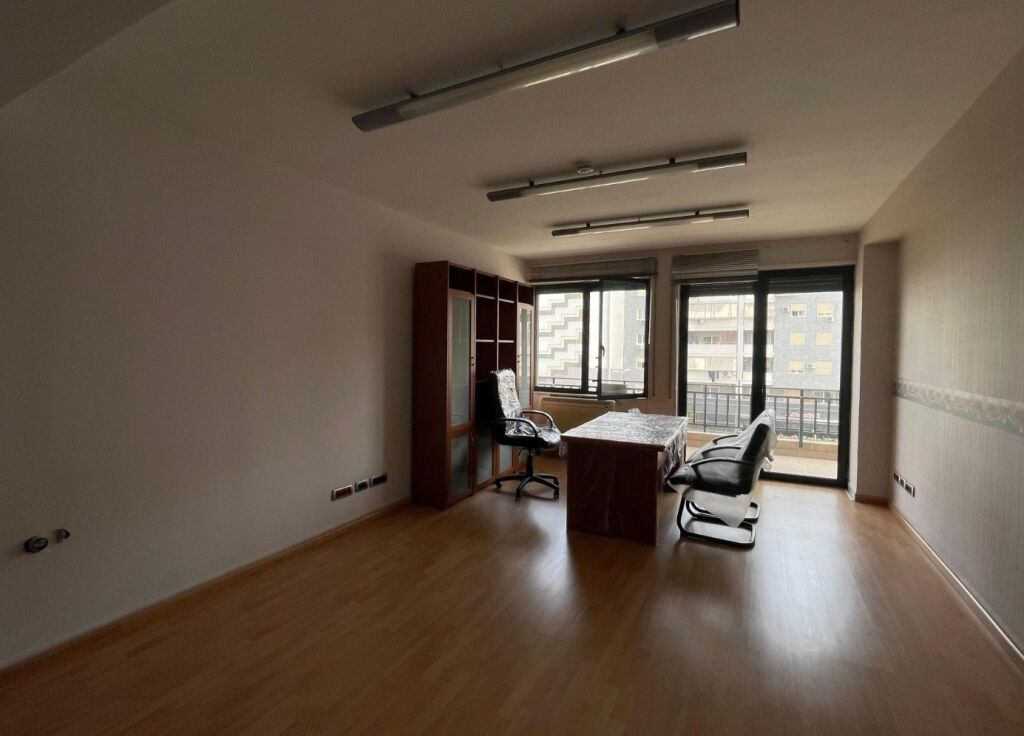 🏥Premises for Clinic for sale – Komuna Overpass 🏥