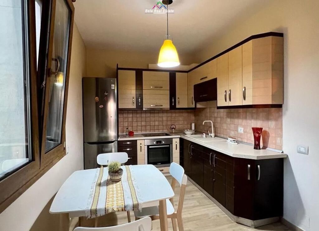 Appartamento In Affitto 1+1 A Myslym Shyr (ID B2101636) Tirana