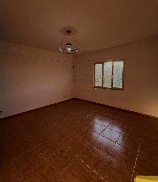 Rent, Apartment 3+1+2, Former Train Station, Tirana