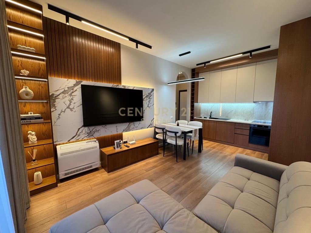 APARTAMENT 1+1 PER SHITJE PRANE PALLATIT ME SHIGJETA ! 155,000 €