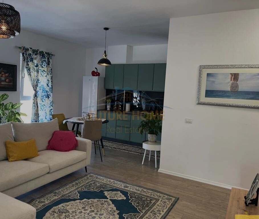 Rent, 2+1 Apartment Univers City, Tirana.