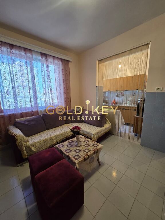 🏡 APARTAMENT 1+1 ME QERA ISH RAJONI POLICIS DURRES