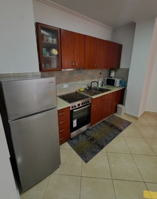 Rent, Apartment 2+1, Barricades Street