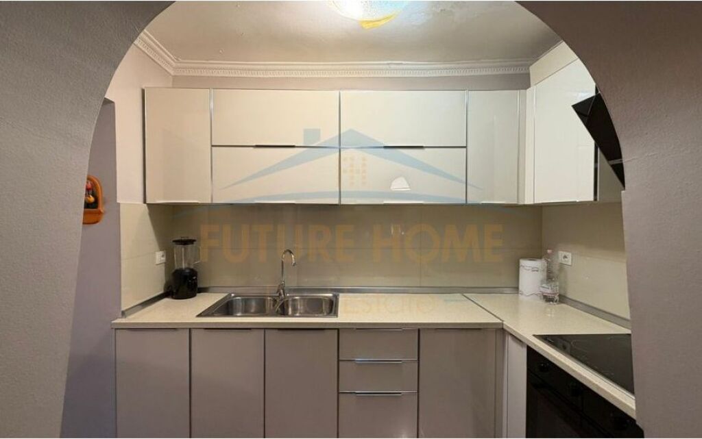 In vendita, Appartamento 2+1, 21 Dhjetori