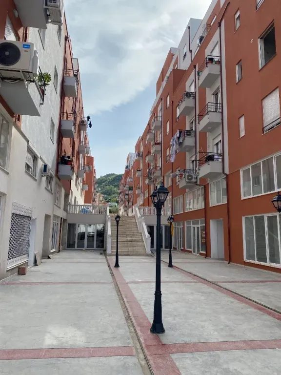 Jepet Apartament  me Qera 1+1 Selite