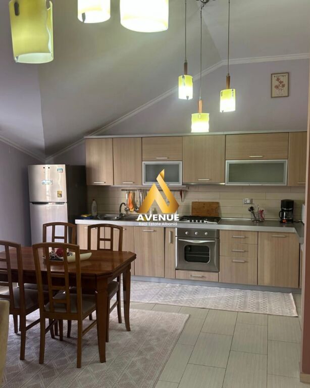 🏠 JEPET ME QIRA APARTAMENT 3+1 + POST PARKIMI – pranë Kristal Center, Tiranë