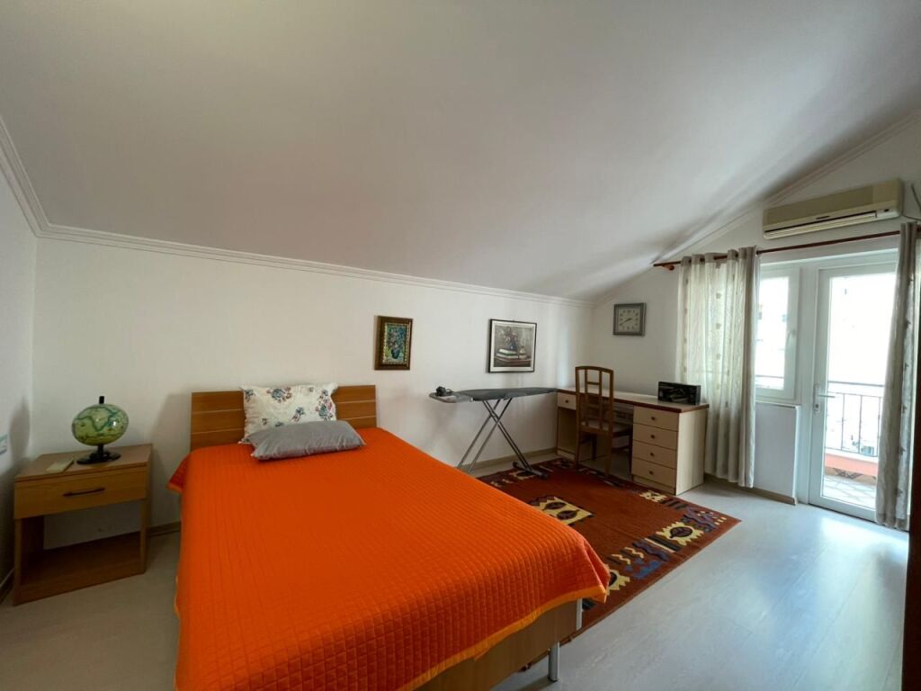 Apartment 3+1+Parking for rent at Kristal Center.